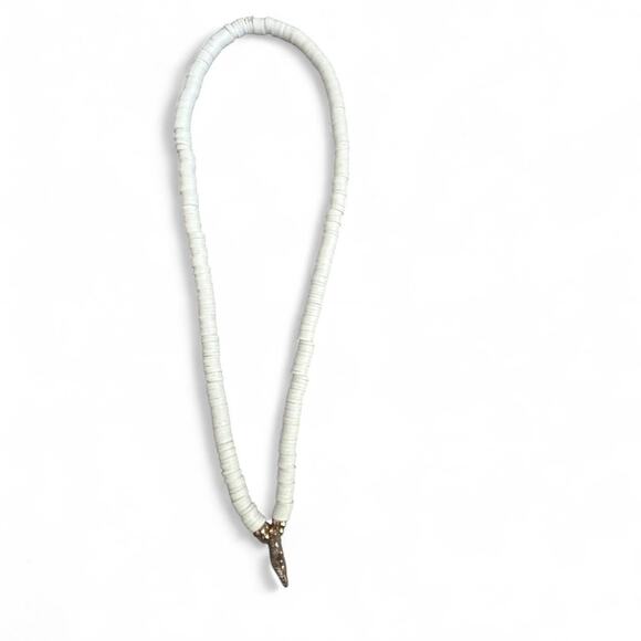 White and gold starfish necklace - Picture 3 of 4